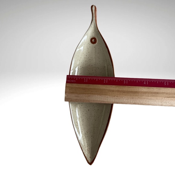 Pier 1 Leaf Shaped Incense Burner or Holder - Picture 9 of 10